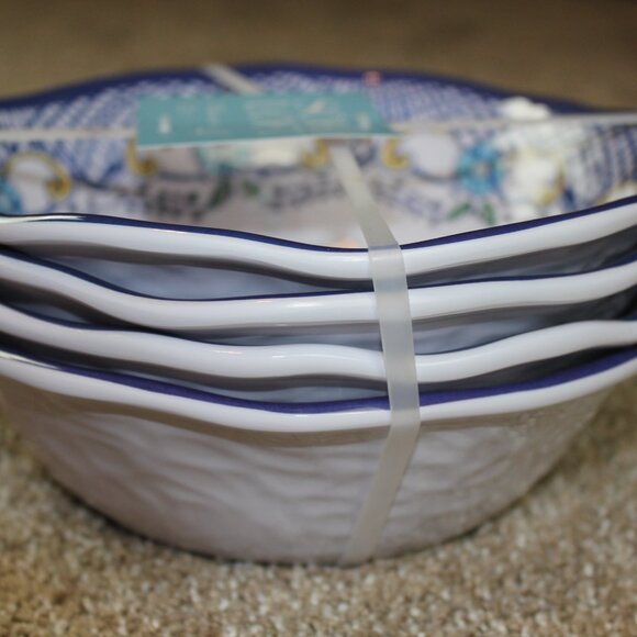 Soho Loft Melamine Bowl Set of 4 Blue White Coral Pink Flower Floral Cereal NWT - Picture 6 of 7